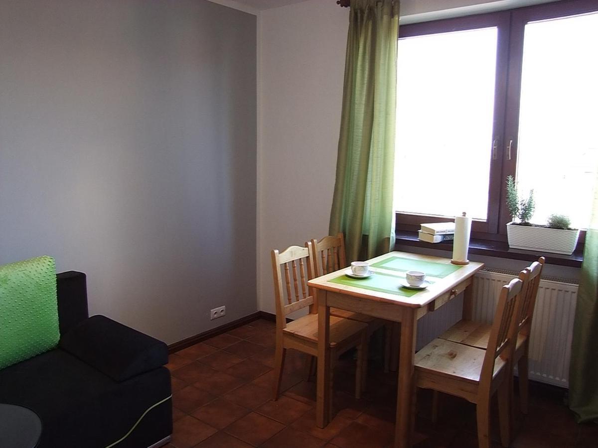 Mazurski Zakatek-Apartamenty Mikołajki Екстериор снимка