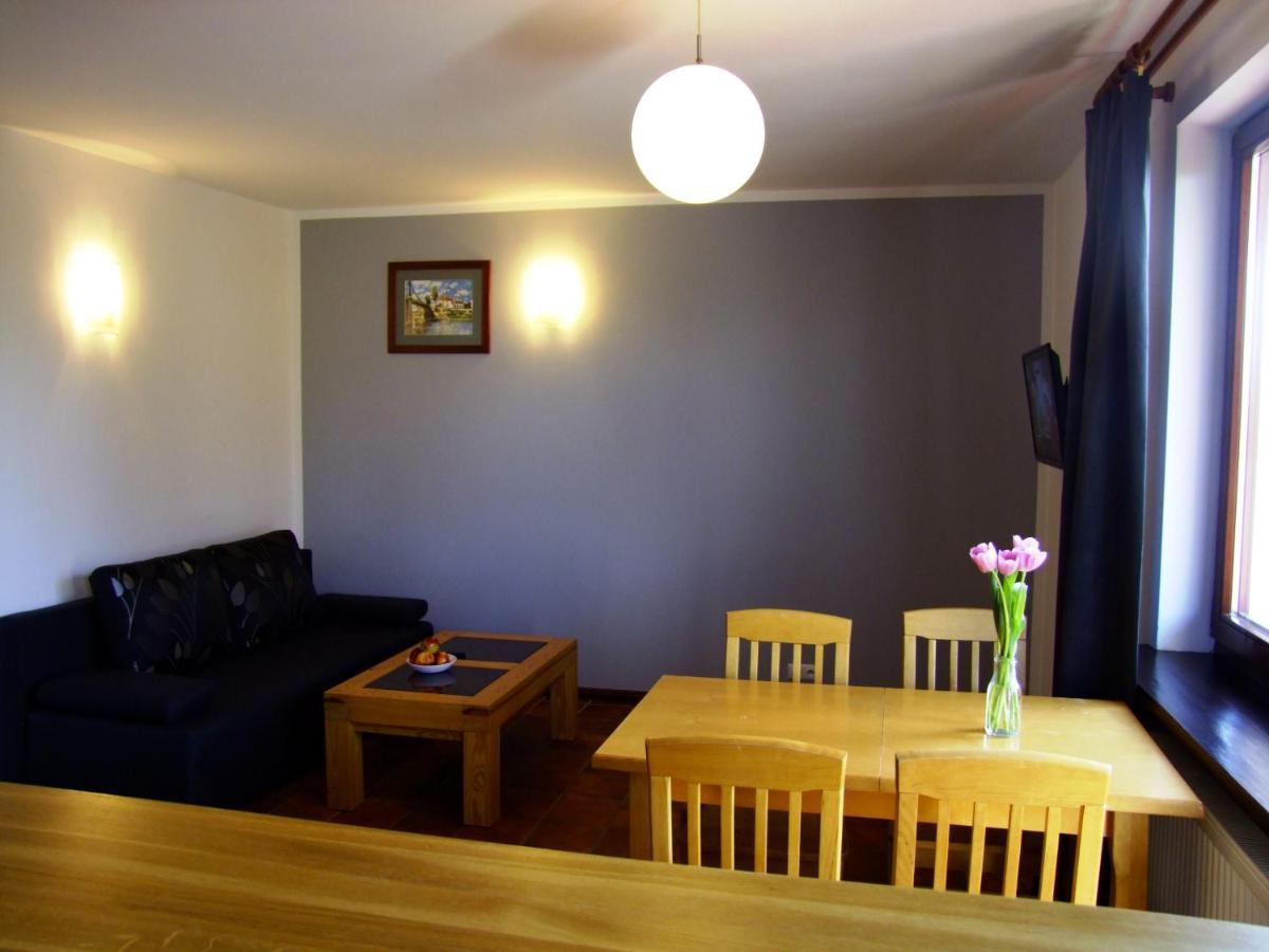 Mazurski Zakatek-Apartamenty Mikołajki Екстериор снимка