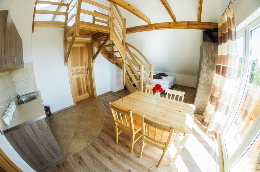 Mazurski Zakatek-Apartamenty Mikołajki Екстериор снимка